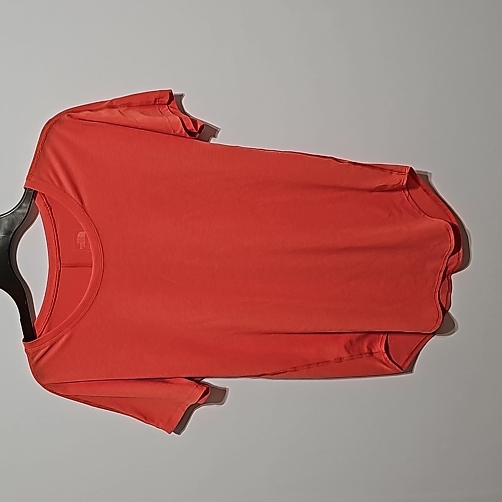 The North Face Lightweight T-Shirt - Picture 4 of 7